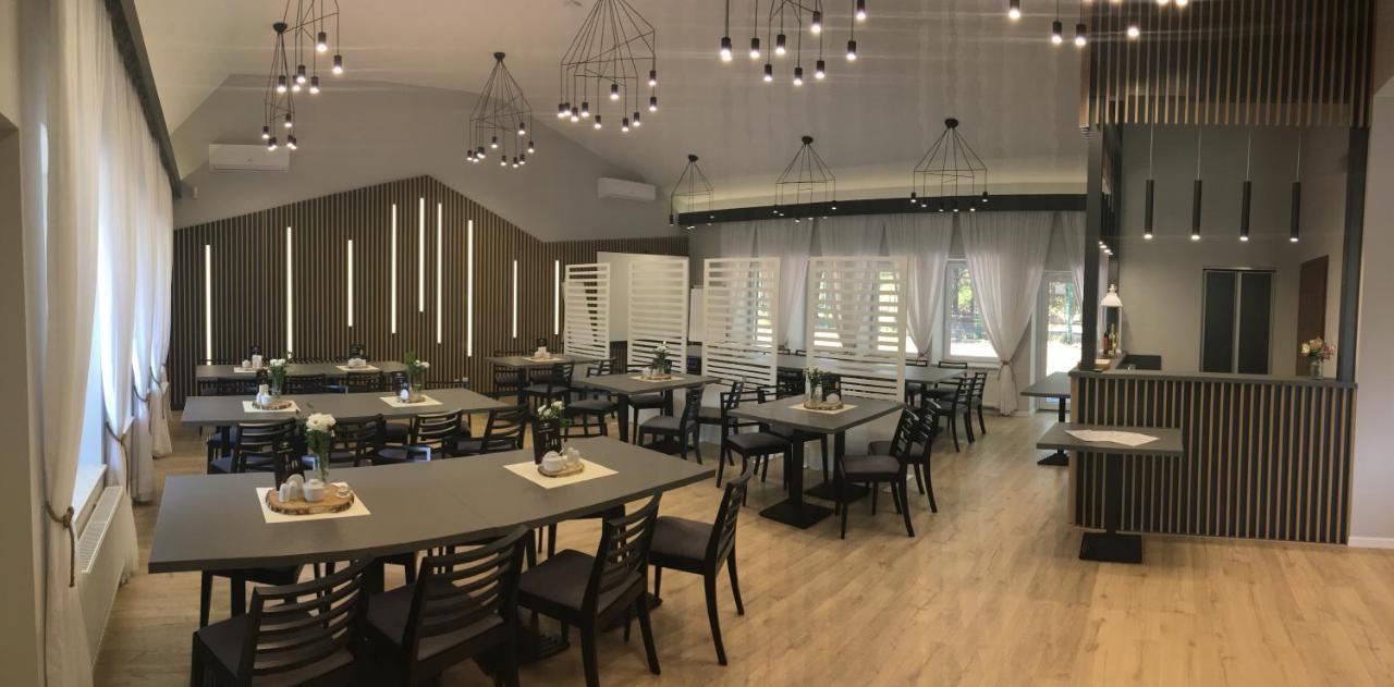 Jurajska Przystan Otel Jastrząb Dış mekan fotoğraf
