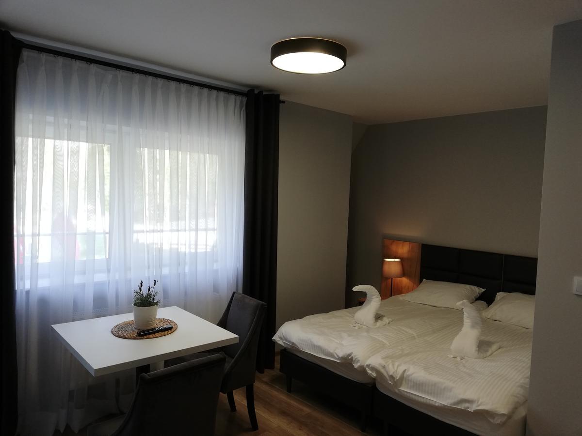 Jurajska Przystan Otel Jastrząb Dış mekan fotoğraf